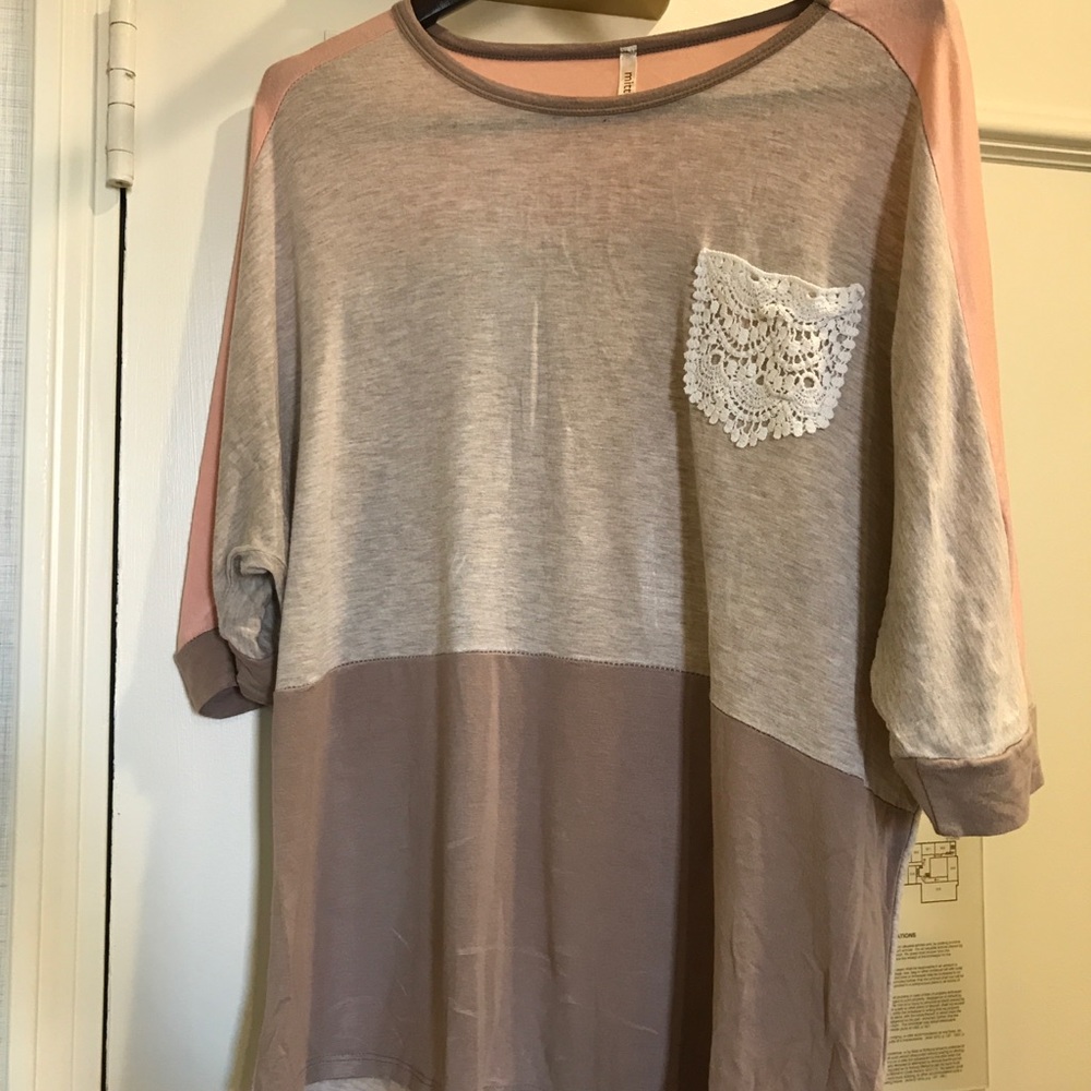 Mittoshop size Medium half sleeve shirt